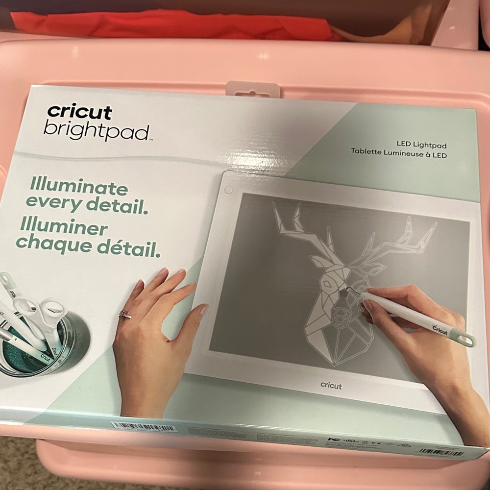 Cricut BrightPad LED Lightpad in White and Gray